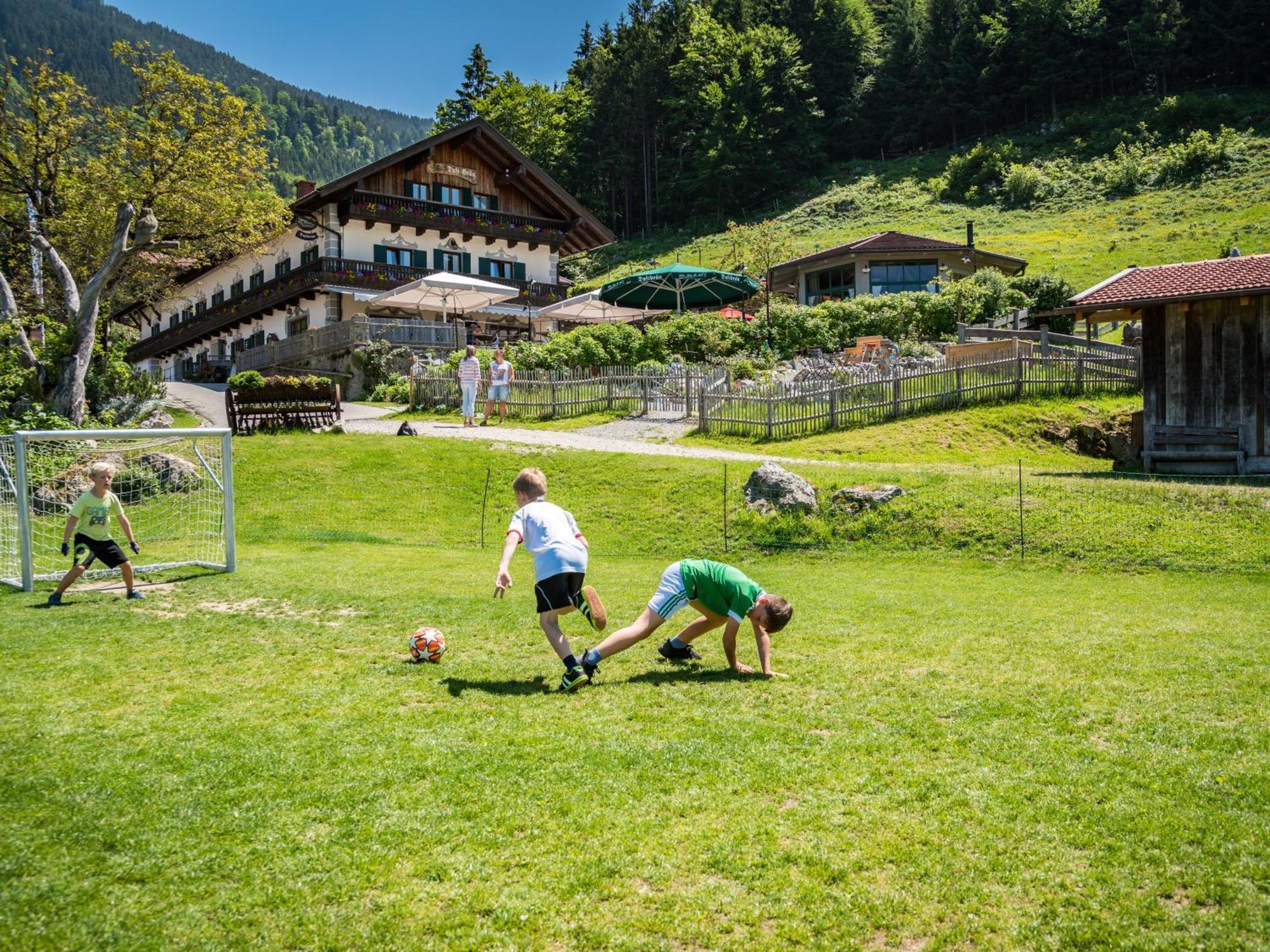 Berggasthof Hotel Duftbraeu I Ruhige Alleinlage I Mitten Im Gruenen Samerberg Extérieur photo
